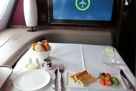 卡塔尔航空空客A380世界上最豪华的头等舱体验之旅丨设计大师系列视频封面