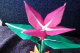 一朵红色四瓣花的折纸教程-四瓣花图片