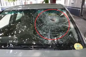 汽车零部件其它可以修，为什么有些汽车玻璃坏了却不能修？图片