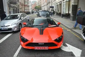 印度人造了款跑车，打折后35万卖给你，你是否为它愿意掏腰包？图片