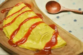 超简易芝士番茄蛋包饭，吃一口就能与太阳肩并肩的美味！图片