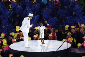 奥运开幕式，他用疯狂的桑巴征服世界，却没钱看一场奥运比赛图片