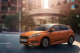 全新福克斯，经典马丁脸，智能互联新升级！图片