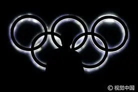 奥运会羽毛球男子双打小组赛 吴蔚昇/陈蔚强组合(马来西亚)完胜德国组合 轻松全取3分图片