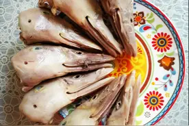 麻辣鸭头来啦，别光流口水，简单易学做起来！图片