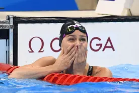 里约奥运会－－游泳：丹麦选手布卢默夺得女子50米自由泳金牌图片