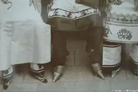 裹小脚！古代女人的血泪史，看到想骂人图片