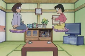 大雄捡了哆啦A梦留下的布料分大家 结果静香和妈妈都中招飞上天图片