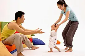 宝宝一天天大了学走路时该注意些什么图片