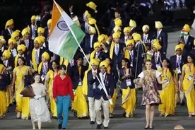 印度阿三的咆哮：“谁能给印度赢一枚金牌？” 建议开摩托车比赛图片