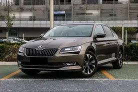 15万要买比凌渡还宽的车，只能选帕萨特了？图片