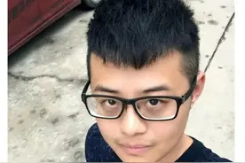 爆笑GIF：妹子必备，如何一招制服爱玩手机的男友！图片