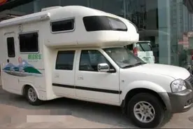 内含浴室额长城赛铃房车：高性价比13万就拿下！图片