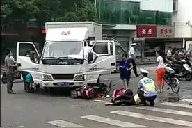 车祸现场如何进行紧急救援?图片