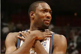 还记得绝杀英雄阿里纳斯吗！扒一扒他的童年，心酸中让我们奋进！图片