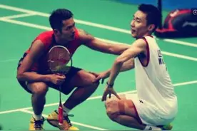 虽败犹荣，林丹数次鱼跃救球拼了命图片