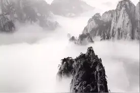 成都户外旅行：中国古风的黑白照片图片