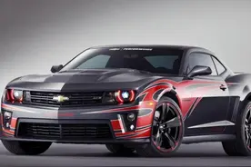 新雪佛兰科迈罗2.0T 全身肌肉的大黄蜂 硬派颜值大升级图片