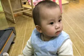 自己带孩子好累，我心情好糟糕图片