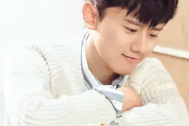 听了张杰的演唱会，残疾人竟然可以站立了图片