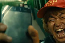 贴膜最大的难点可不是气泡，而是一开始就贴歪了！图片