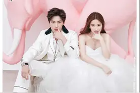 刘亦菲杨洋婚纱照，天仙攻一脸，网友：这是杨洋嫁给刘亦菲？图片