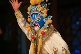 川剧变脸：是怎样做到的？图片