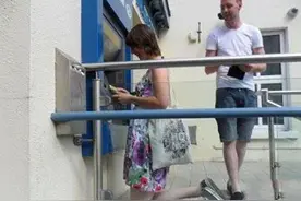 网上说怕痒的男人疼老婆，我想试试图片