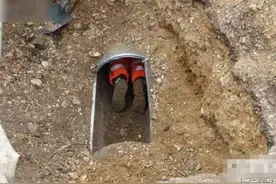 听到地下有声音，切记一定要告诉消防员来挖图片