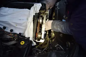 宝马5系刚到手，发动机怠速抖动，怎么破？图片