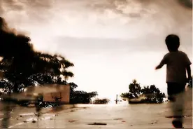 女孩们请不要把那些愿意不顾一切去爱你的人当做理所当然图片