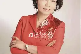 最美老板娘：养一块好玉，修一世人生图片