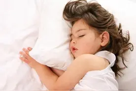 爸爸妈妈，你们知道父母的哪些特征会遗传给孩子吗？图片