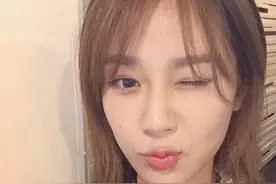 杨紫剪短头发染了色  网友：我还以为是王子文图片