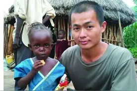 被炮弹击中的株洲籍维和战士吴乐 现在恢复得咋样了？图片