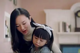 爸爸为了见两年未见得女儿精心打扮  最后让人心酸图片