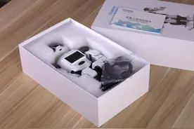 不是科幻，未来就在眼前！城市漫步小E人形机器人评测图片