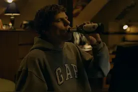 一个人喝酒是种什么样的体验？图片