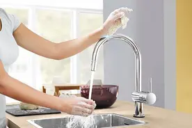 任性水龙头用胳膊开关的，卖7000多，还有哪些黑科技图片