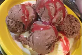 王迅自爆拍戏吃下八盘冰激凌，网友：还好，如果是吃玉米就尴尬了图片