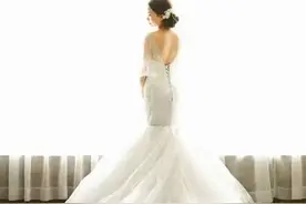 东莞美女模特好爱宠物 对真诚大叔情有独钟图片