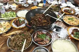 霞山合兴醉鹅：酒不醉人鹅醉人图片