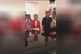 冯小刚酒后想让《芳华》女主苗苗跳舞，陈道明怒怼：老流氓！