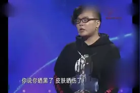 霸道小伙管控女友1年多，姑娘无奈求助，涂磊上阵劝分手！视频封面