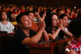 资讯||为爱助力，《音乐大师课》公益晚会人民大会堂开唱图片