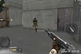 穿越火线手游沙漠灰怎么卡点 守住A大B点图片