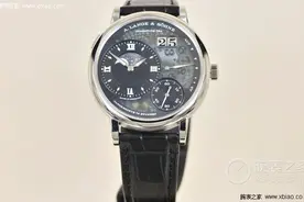 光彩动人 品鉴朗格Grand Lange 1 Moon Phase “Lumen”腕表图片