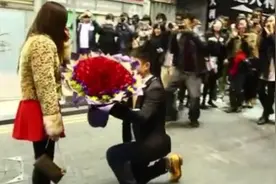 史上最感人的求婚，女生当场挥泪如雨！图片