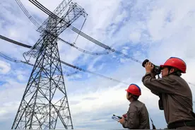 危险、切记丨劳保防护工作服切勿带回家图片