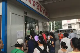 郑州：换公交卡，有一件东西别忘带......图片